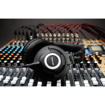 TASCAM TH-07 High-Definition Monitor Headphones (Black)